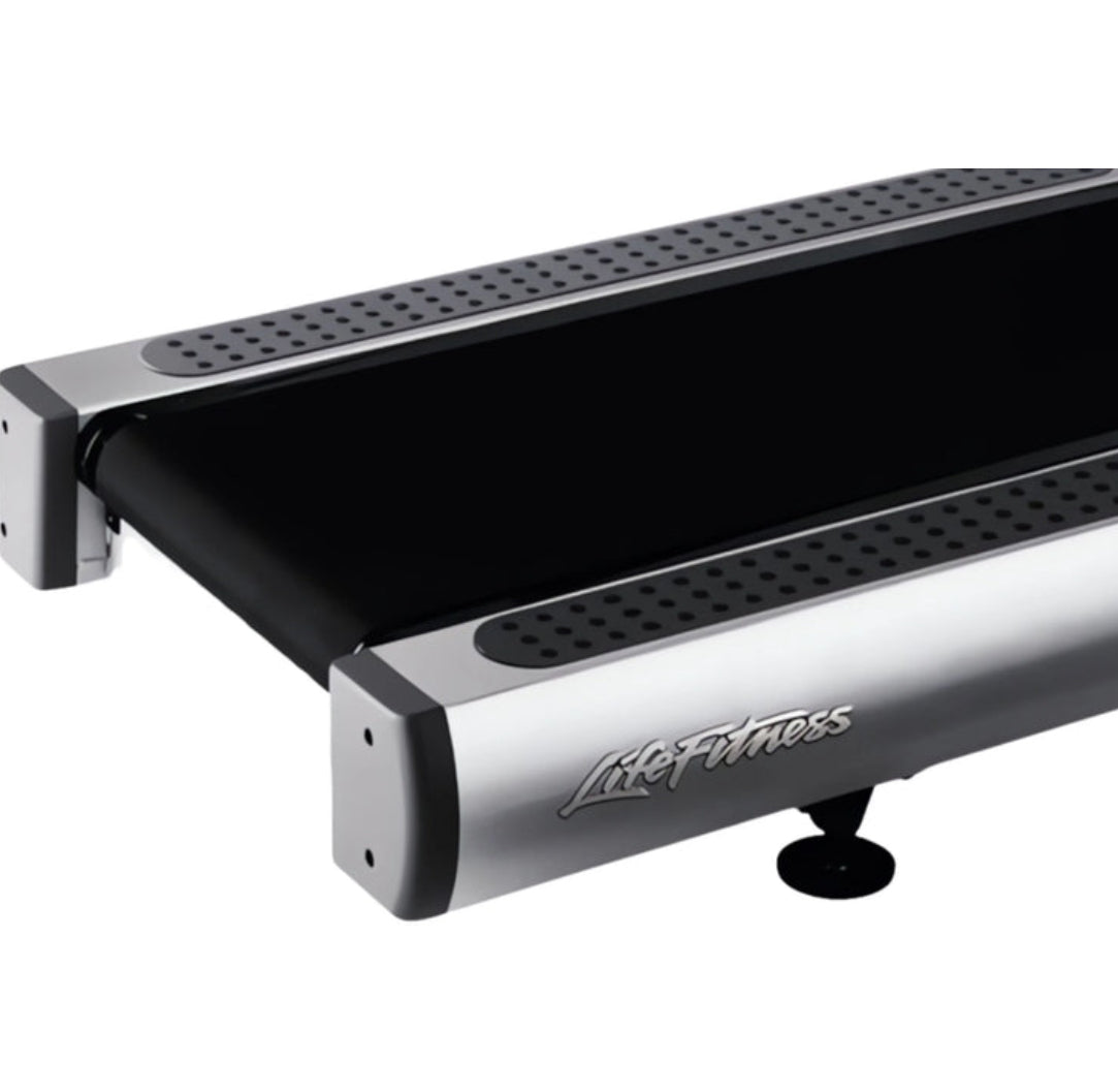 Life Fitness 95ti Treadmill